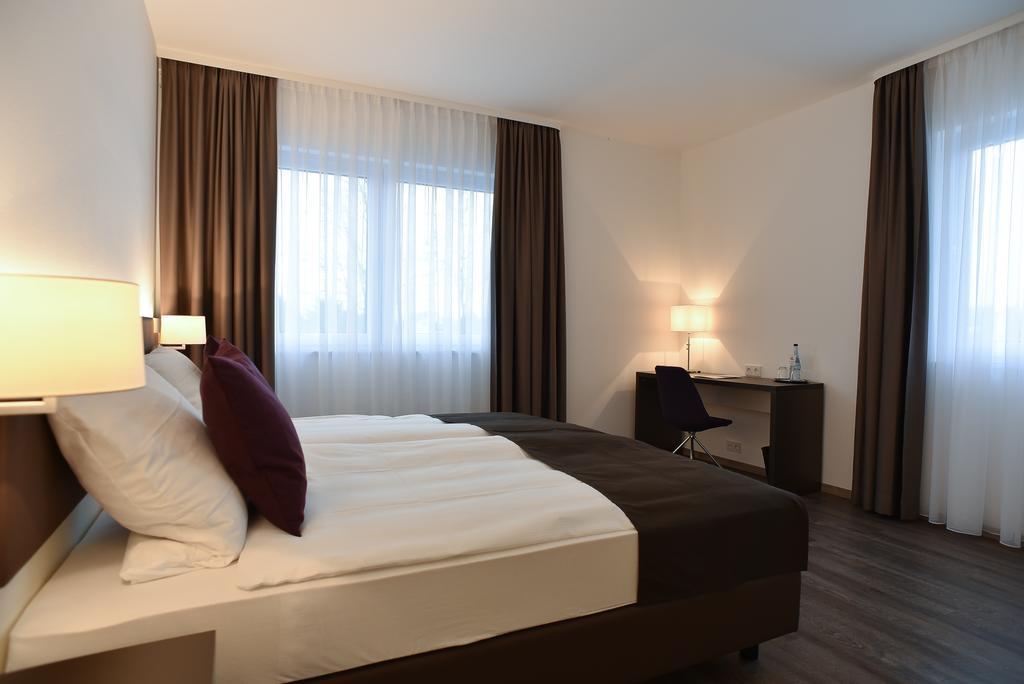 Guesthouse Lichtenau Nußloch Oda fotoğraf